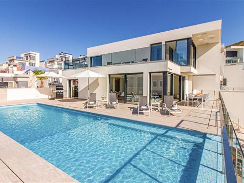 Holiday home - 11 persons -  - C. Toledo - Alicante - 03509 - Finestrat