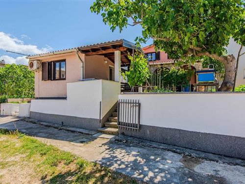 Ferielejlighed - 2 personer -  - Brdonja I ul. - 23234 - Vir