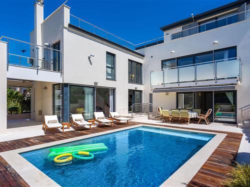 Ferienhaus - 12 Personen -  - Ulica Ivana Zajca - Krk-Njivice - 51511 - Njivice