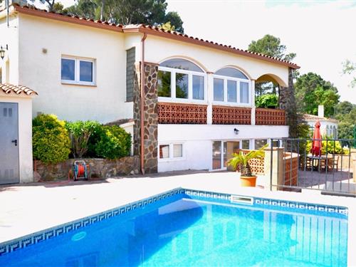 Sommerhus - 8 personer -  - Urbanitzacio Mas Tomasi Dalt-Masos, - 17256 - Pals