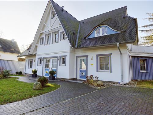 Holiday Home/Apartment - 3 persons -  - Wiesenstraße - 18374 - Zingst