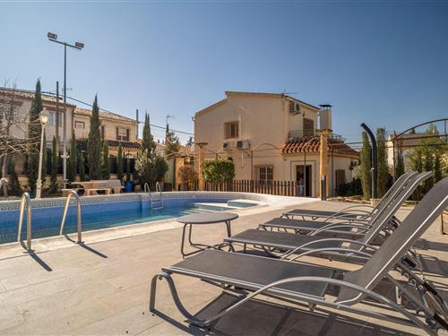 Holiday home - 9 persons -  - Calle Geranio - Cajar - 18140 - Cájar