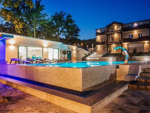 Sommerhus - 16 personer -  - Glavina donja - Makarska-Imotski - 21260 - Imotski