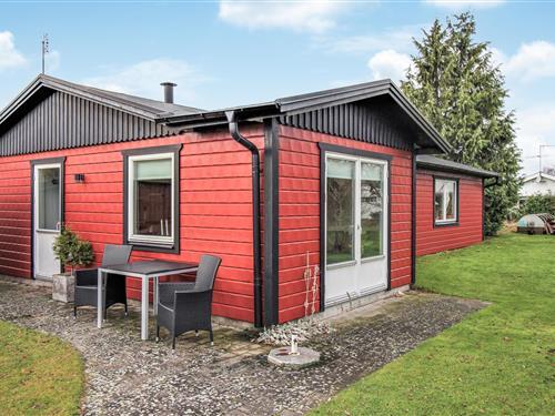 Holiday Home/Apartment - 4 persons -  - Vitgransvägen - 231 76 - Beddingestrand