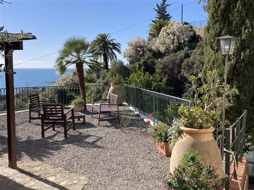 Holiday Home/Apartment - 4 persons -  - Bordighera - 18012
