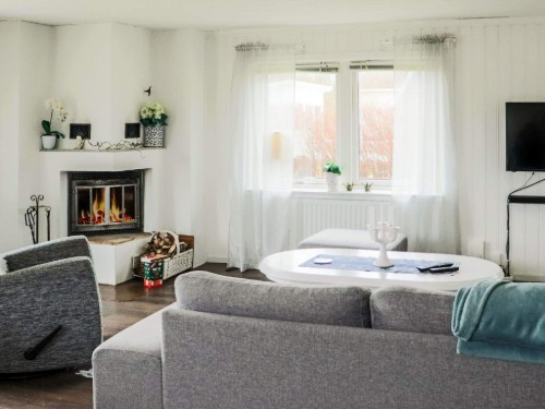  - 8 personer -  - Järvvägen - 31261 - Mellbystrand