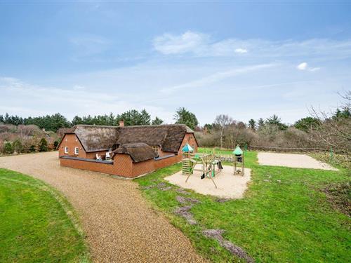 Sommerhus - 12 personer -  - Vester Mosevej - Vester Husby - 6990 - Ulfborg