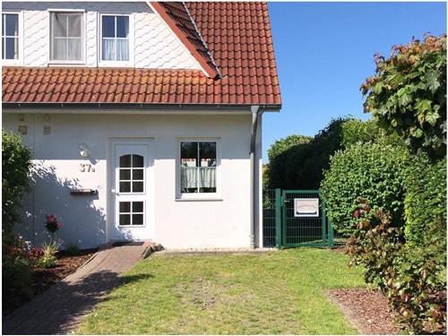 Holiday Home/Apartment - 4 persons -  - Kormoranweg - 27632 - Wurster Nordseeküste