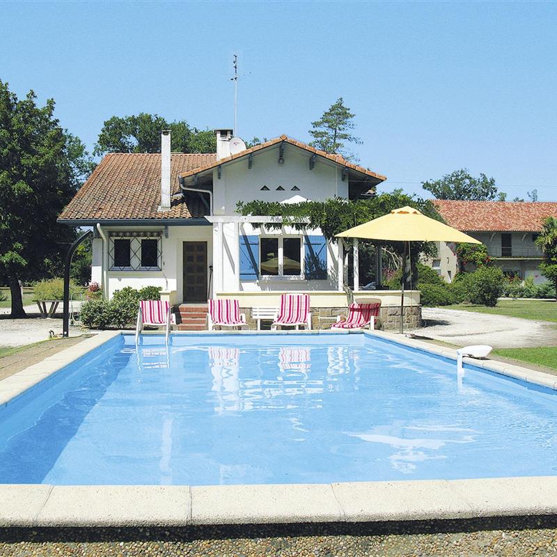 Sommerhus - 10 personer -  - Mezos - 40170