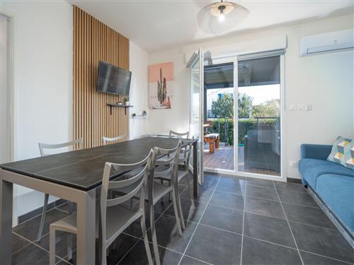 Holiday home - 9 persons -  - Serignan - 34410