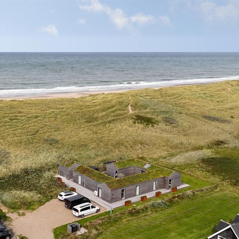 Sommerhus - 10 personer -  - Lucievej 6 b - Vejlby Klit - 7673 - Harboøre