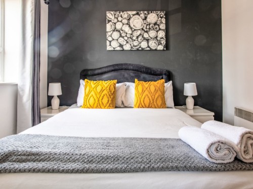 Ferienwohnung - 3 Personen -  - M7 1UB - Salford