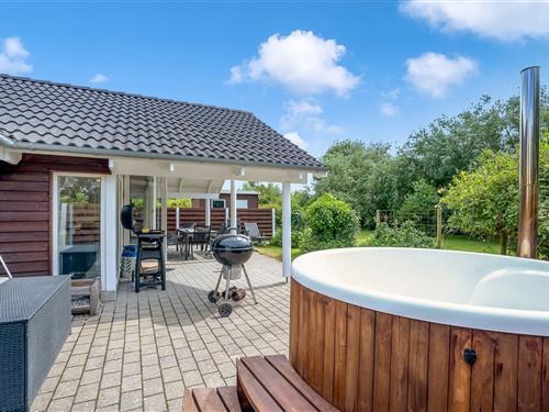 Sommerhus - 8 personer -  - Blommestien - Marielyst - 4872 - Idestrup