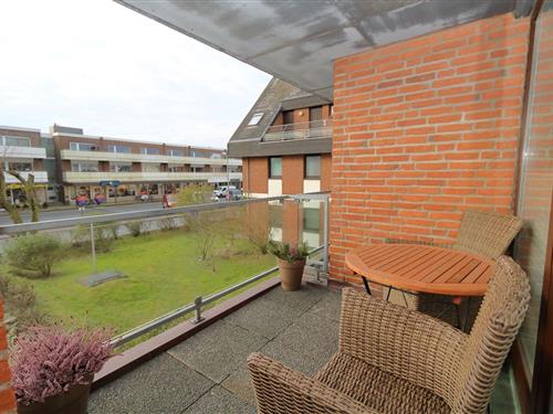 Holiday Home/Apartment - 2 persons -  - Hauptstraße - 25996 - Wenningstedt