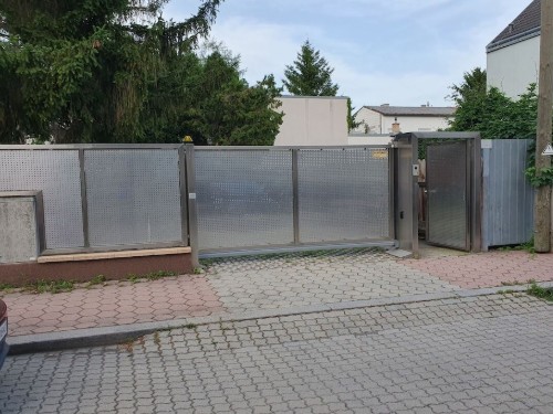 Holiday home - 4 persons -  - 1110 - Wien