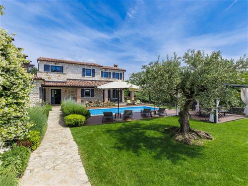 Holiday home - 8 persons -  - Porec/Višnjan - 52463