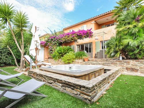 Holiday home - 6 persons -  - Chemin du Pataras - 83980 - Le Lavandou