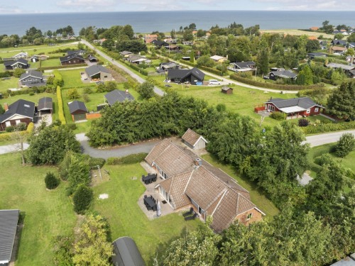 Sommerhus - 13 personer -  - Solbakken - Vestfyn - 5400 - Bogense