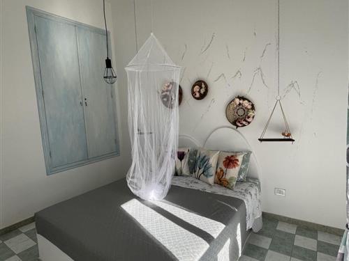 Sommerhus - 6 personer -  - La Caletta - 08020