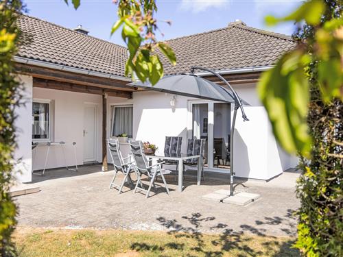 Sommerhus - 4 personer -  - Karlshagen - 17449
