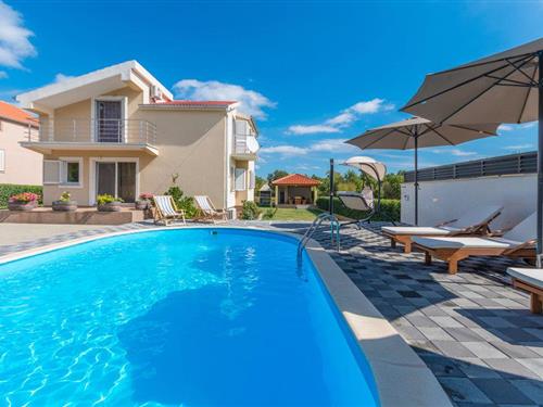 Sommerhus - 8 personer -  - Pristeg - Zadar-Pristeg - 23420 - Pristeg