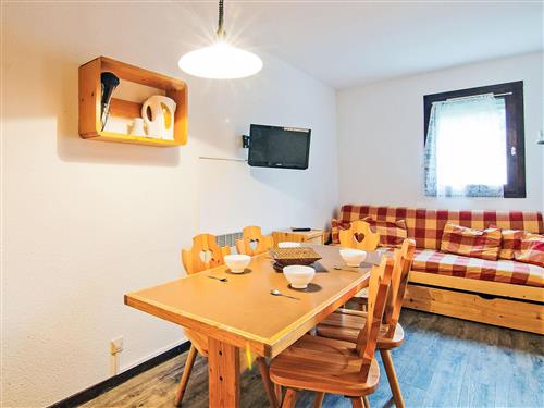 Holiday apartment - 6 persons -  - Les Menuires - 73440