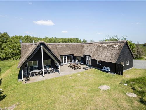 Holiday home - 20 persons -  - Vestervej - Toftum - 6792 - Rømø