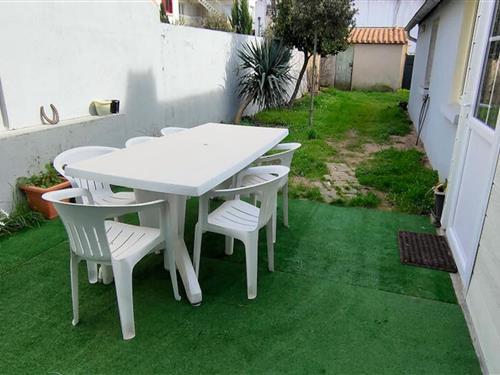 Holiday Home/Apartment - 6 persons -  - 85160 - Saint-Jean-De-Monts