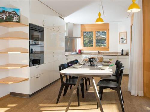 Holiday apartment - 6 persons -  - Sot Valos 2 b - 7078 - Lenzerheide/Lai