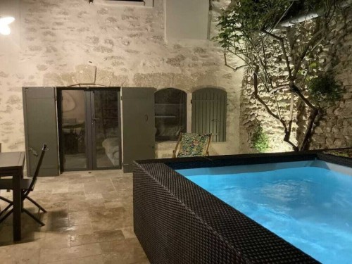 Holiday home - 4 persons -  - 84800 - L Isle Sur La Sorgue