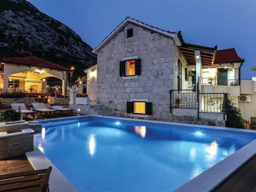 Fritidshus - 8 personer -  - Put Pocelja - Omis-Gata - 21253 - Gata