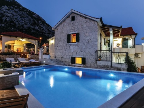 Sommerhus - 8 personer -  - Put Pocelja - Omis-Gata - 21253 - Gata