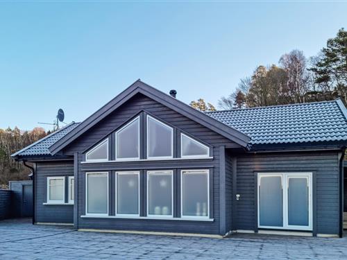 Feriehus / leilighet - 10 personer -  - Borvigveien - 4580 - Lyngdal