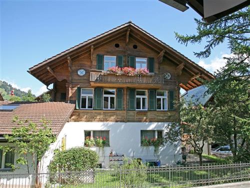 Holiday Home/Apartment - 5 persons -  - Zweisimmen - 3770