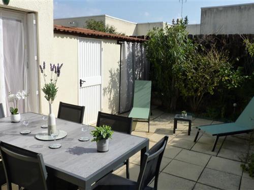 Holiday Home/Apartment - 6 persons -  - 30240 - Le Grau Du Roi