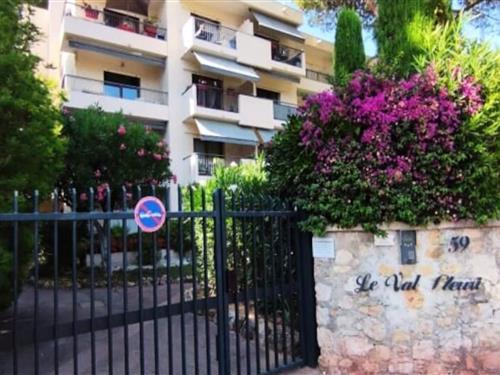 Holiday Home/Apartment - 2 persons -  - 06400 - Cannes