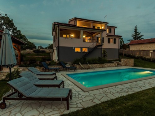 Holiday home - 8 persons -  - Cervari - 52444 - Tinjan / Jakovici