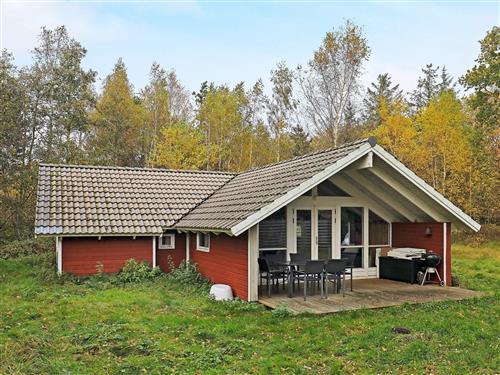 Holiday Home/Apartment - 4 persons -  - Klokkelyngen - Langø - 5390 - Martofte