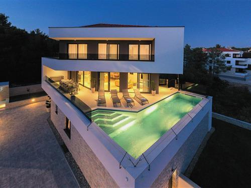 Holiday home - 10 persons -  - Put Kumenta - 23210 - Biograd Na Moru