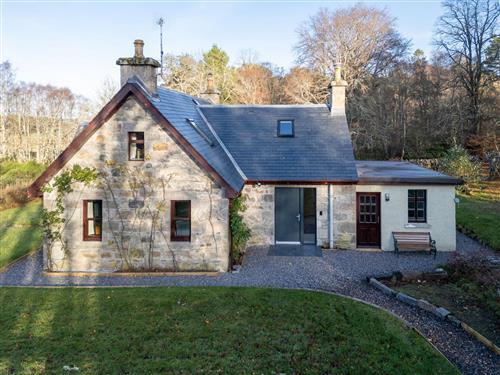 Holiday home - 6 persons -  - Loch Ness - IV2 6XB