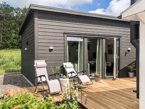 Sommerhus - 3 personer -  - Värabjärsvägen - 432 78 - Tvååker