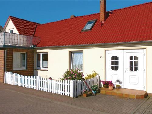 Holiday Home/Apartment - 2 persons -  - Strandweg Nr. - Elmenhorst - 18107 - Elmenhorst-Lichtenhag.