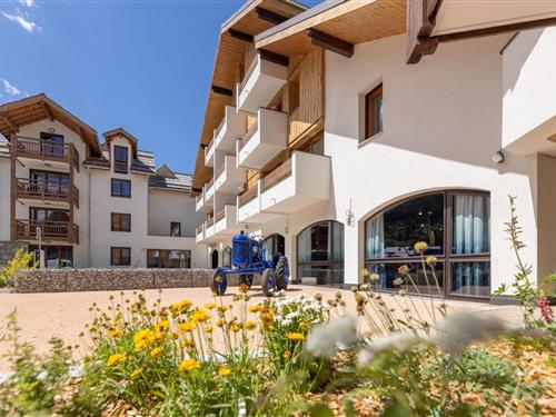 Holiday apartment - 6 persons -  - 05330 - Saint Chaffrey