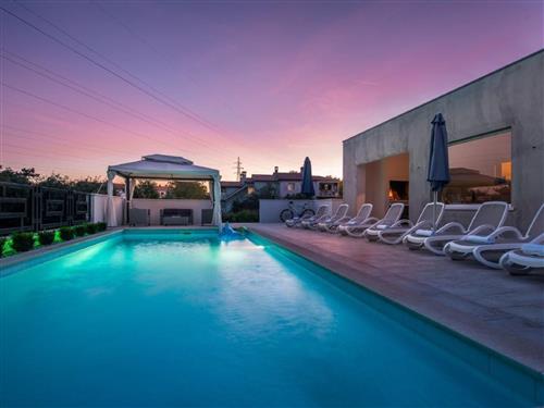 Feriehus - 8 personer -  - Drenje - 52220