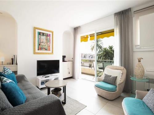 Holiday Home/Apartment - 5 persons -  - 06400 - Cannes