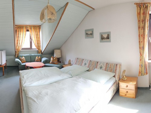 Zimmer - 2 Personen -  - Schwanenweg - 81827 - München