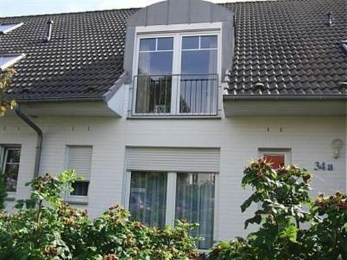 Holiday Home/Apartment - 6 persons -  - Darßer Weg - 18374 - Seeheilbad Zingst