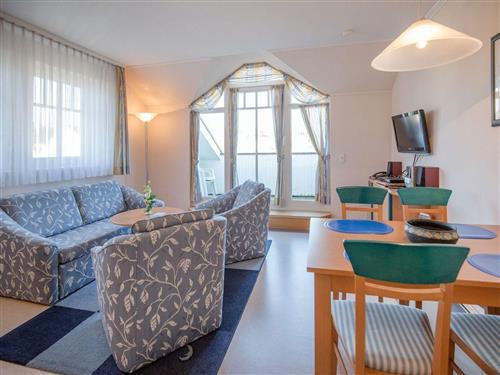 Ferienhaus - 4 Personen -  - Dollahner Straße - 18609 - Ostseebad Binz