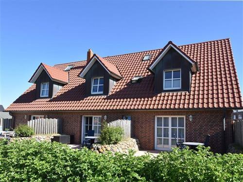 Holiday Home/Apartment - 4 persons -  - Norderstr. 32 h - 25980 - Westerland Auf Sylt