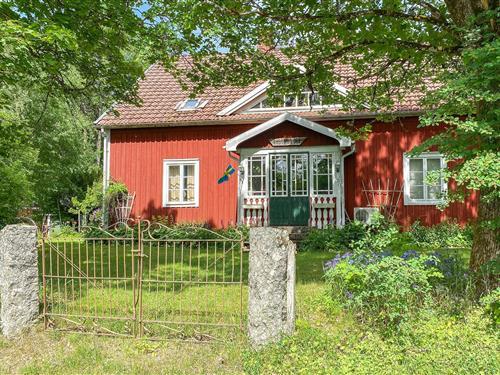 Holiday Home/Apartment - 4 persons -  - Röd - 576 91 - Sävsjö